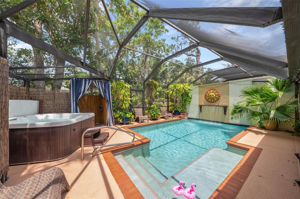 Photo of 941 Virginia Drive, Sarasota, FL 34234 (MLS # A4673463)