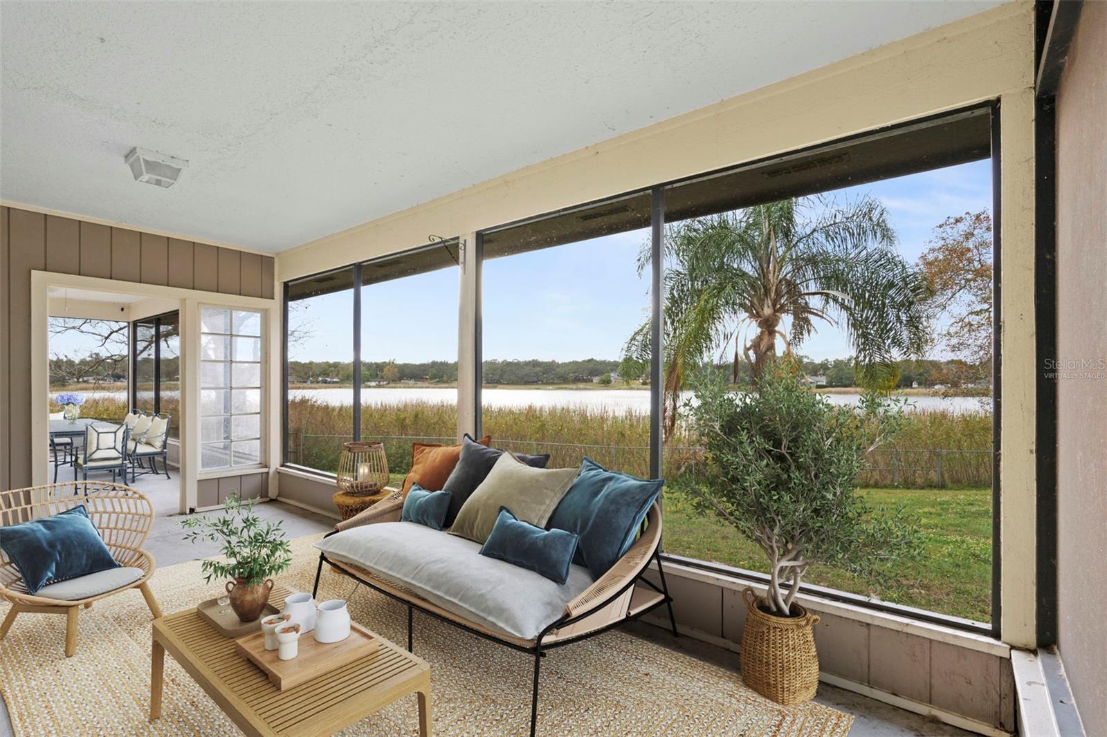 MASCOTTE LAKE JACKSON ESTATES - Residential