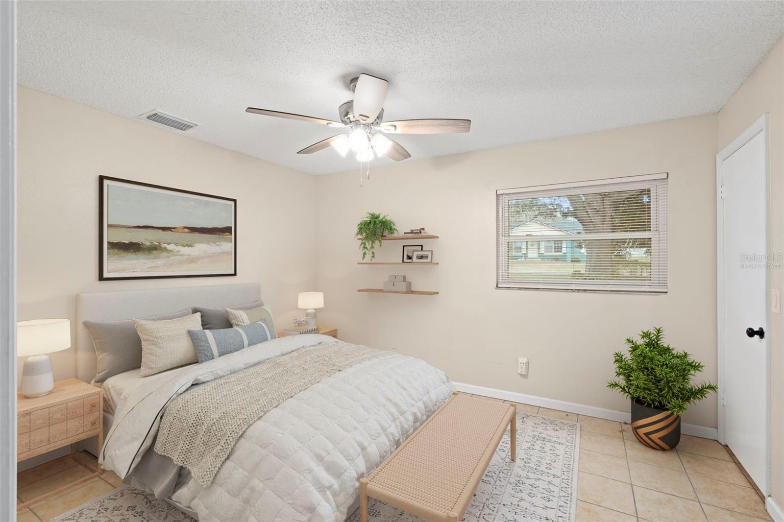 MASCOTTE LAKE JACKSON ESTATES - Residential