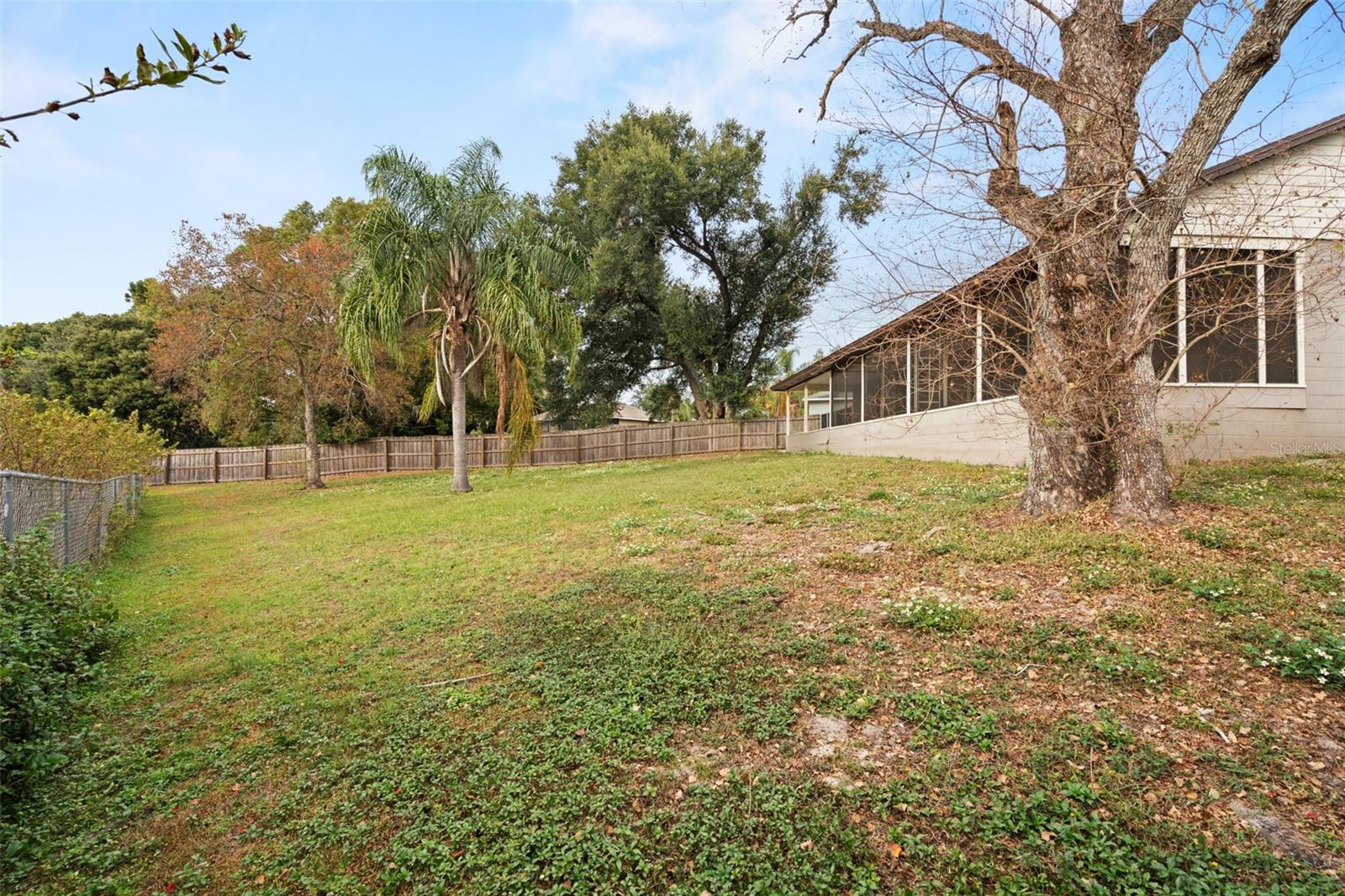 MASCOTTE LAKE JACKSON ESTATES - Residential