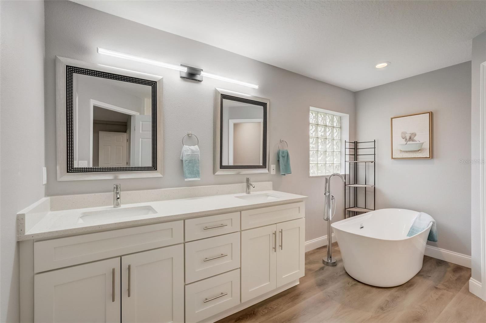 ORANGE COVE - Residential