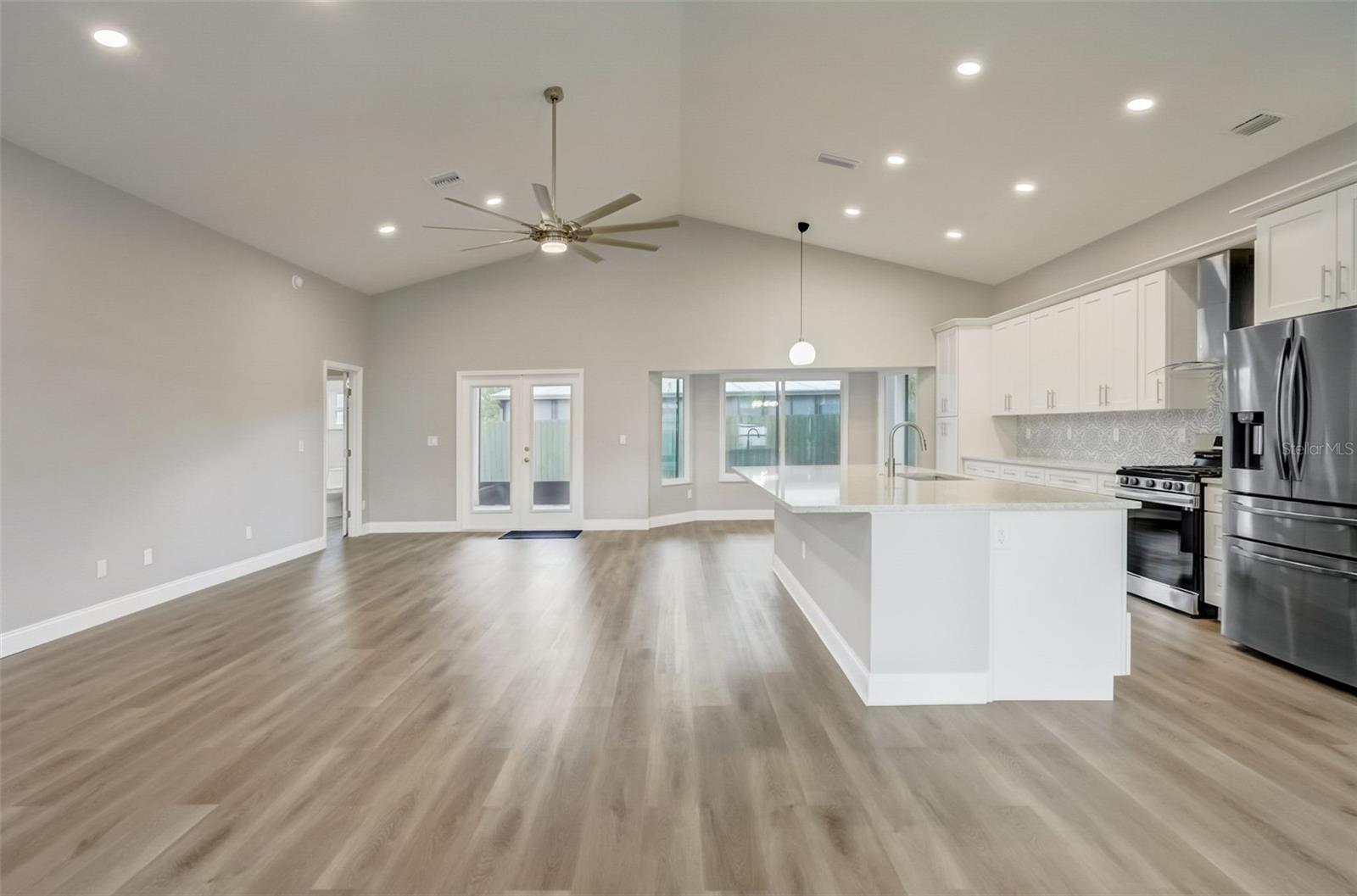 ORANGE COVE - Residential