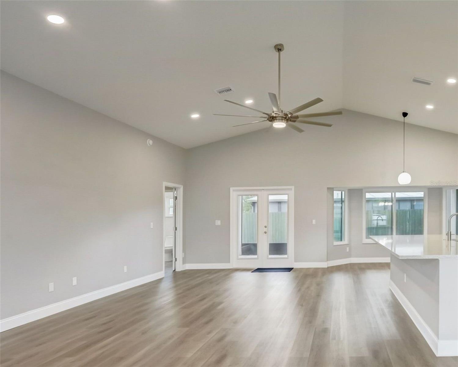 ORANGE COVE - Residential