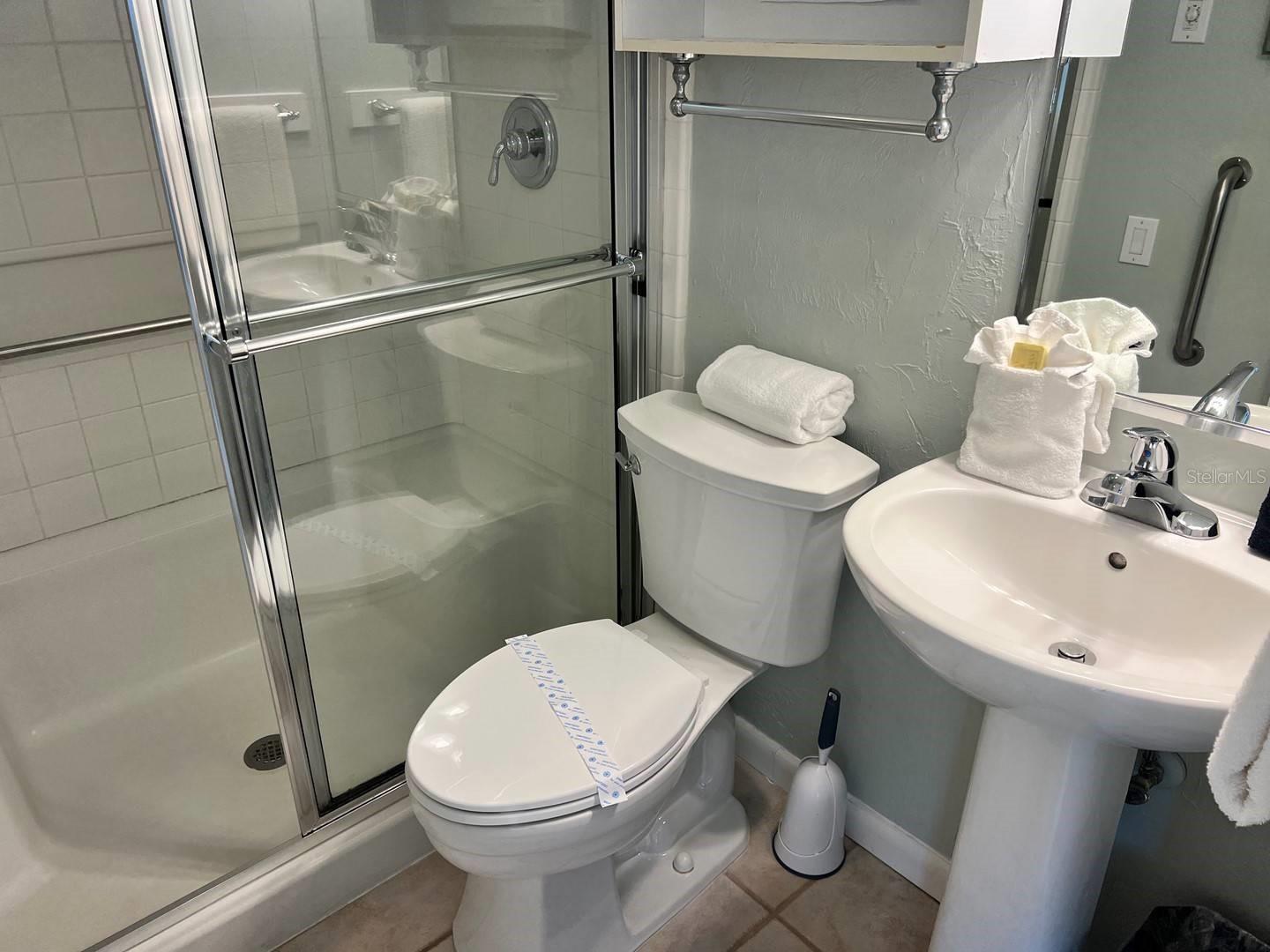 CASA MAR - Residential Lease