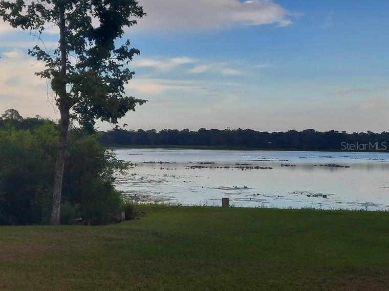 BLUE LAKE - Residential