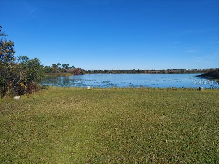 BLUE LAKE - Residential