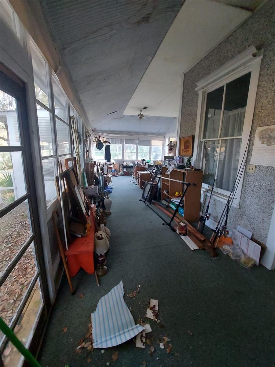 BLUE LAKE - Residential