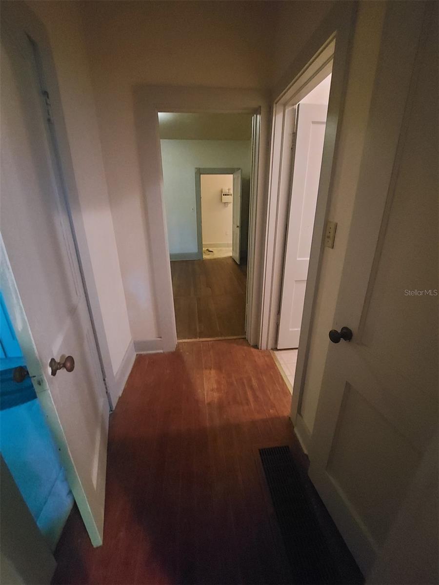 BLUE LAKE - Residential