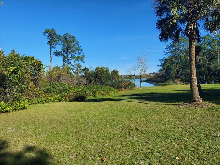 BLUE LAKE - Residential