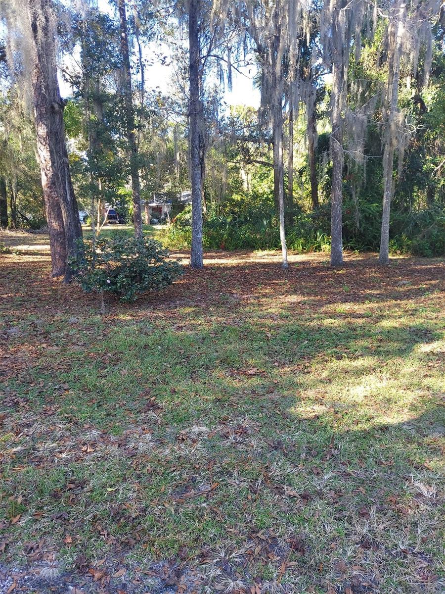 BLUE LAKE - Residential