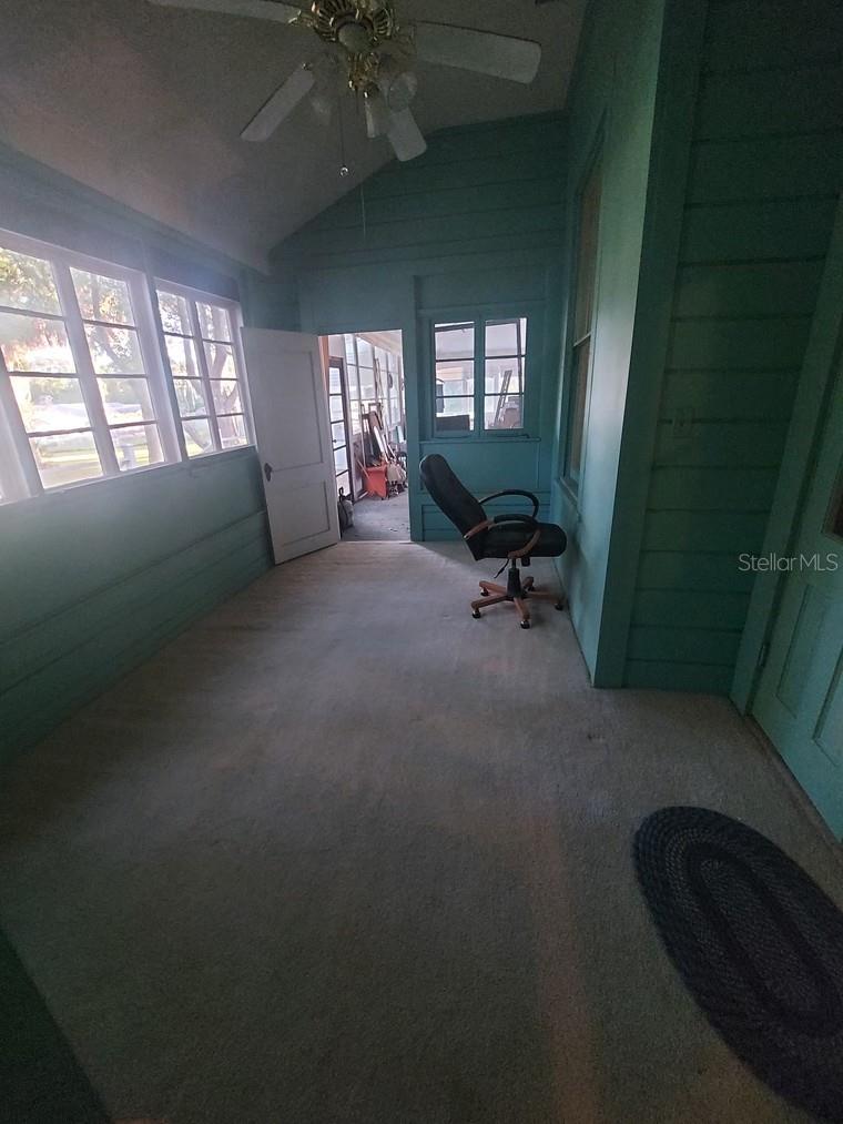 BLUE LAKE - Residential