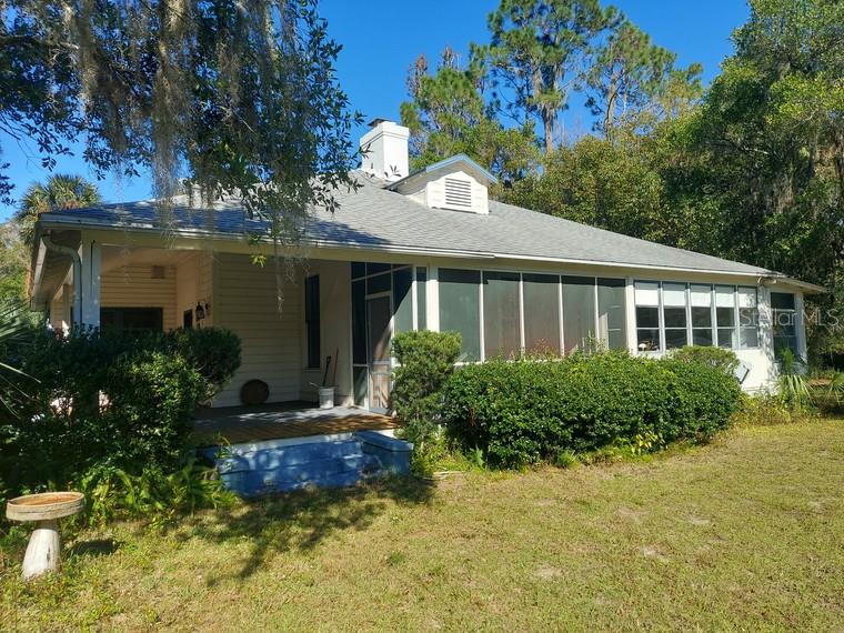 251 N BLUE LAKE AVENUE