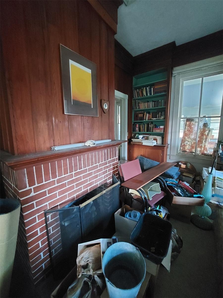 BLUE LAKE - Residential