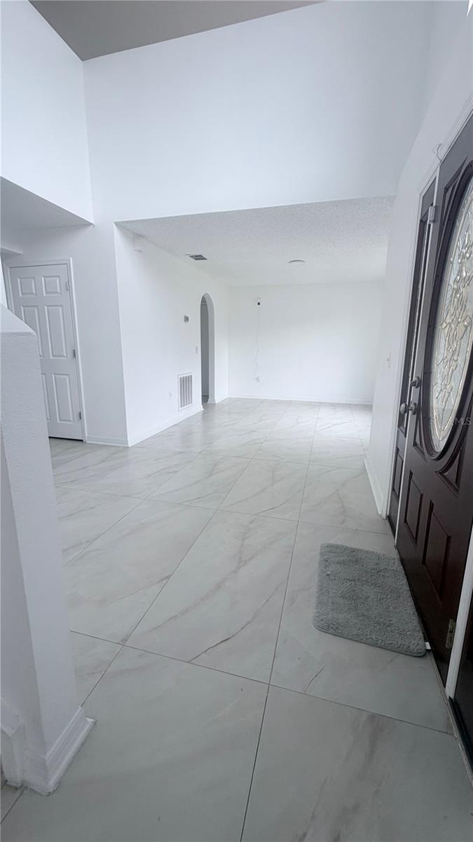 1637 MYRTLE LAKE AVENUE