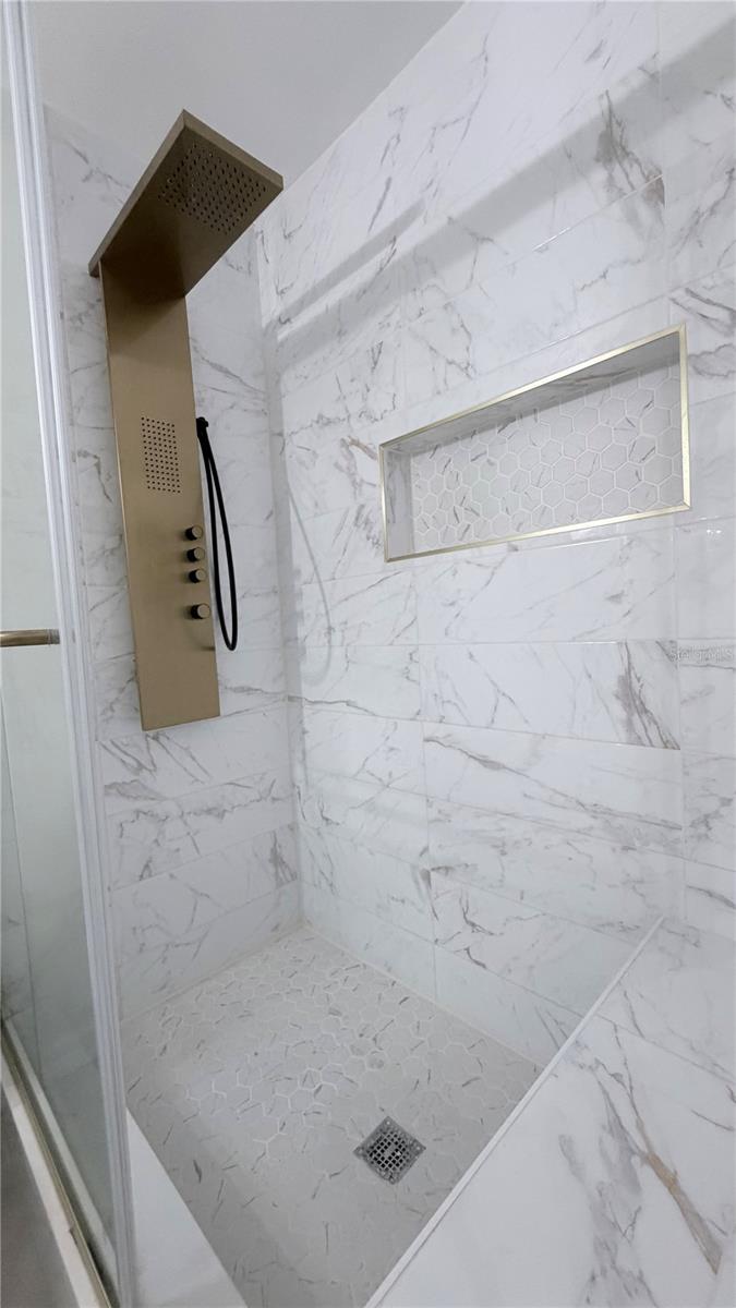 FRUITLAND PARK GLEN PH 01 02 & 03 - Residential