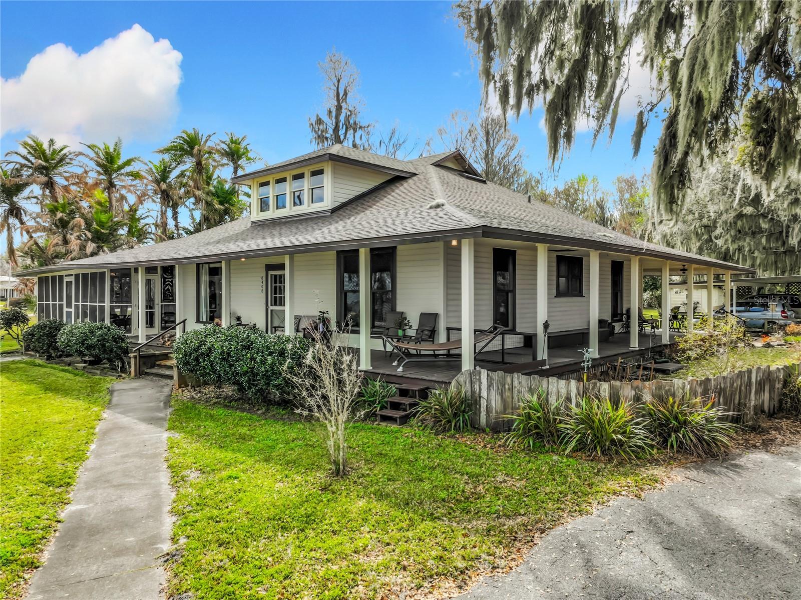 8408 LAKESHORE DRIVE