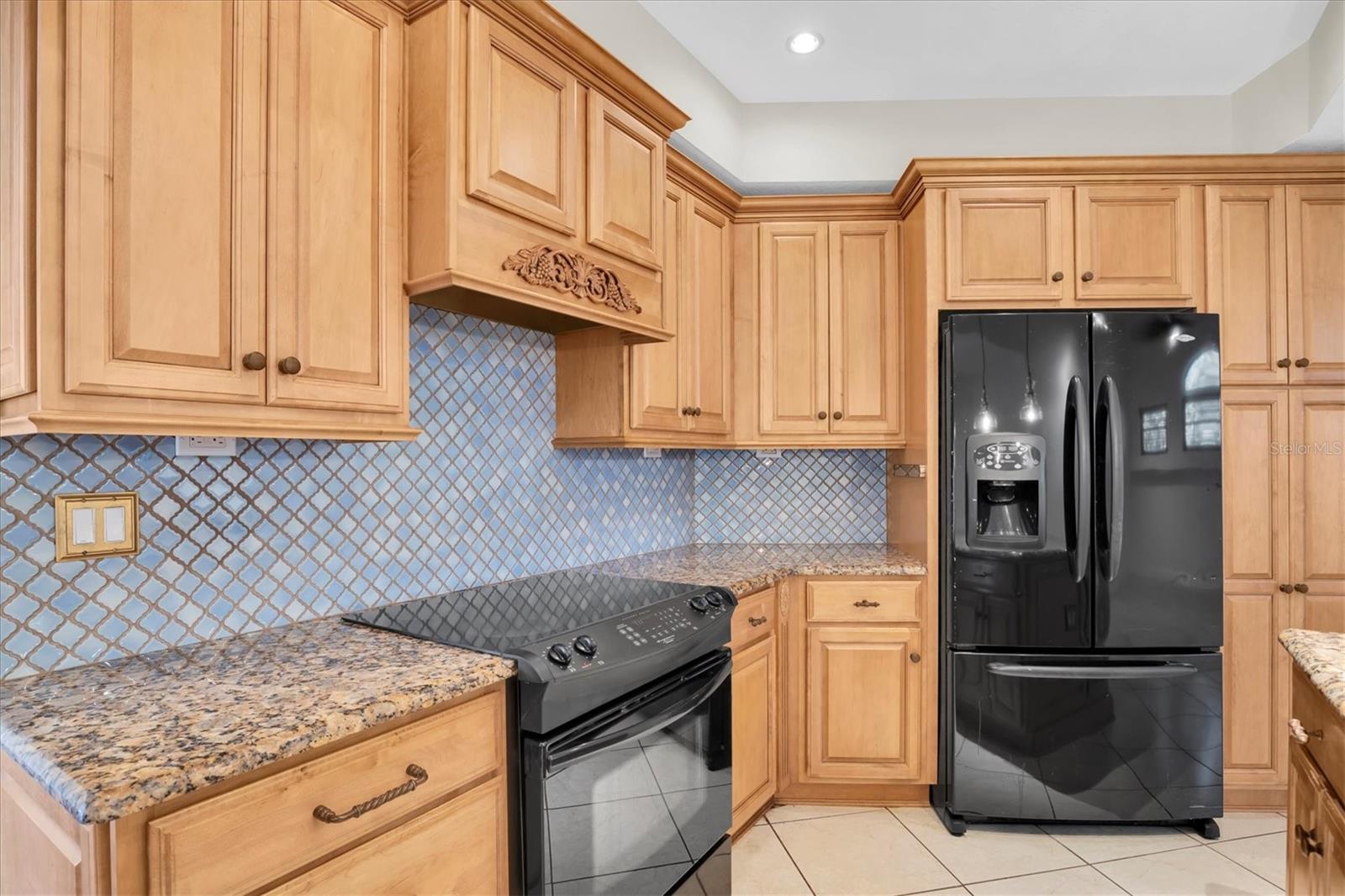 GLENBROOK WEST - Residential