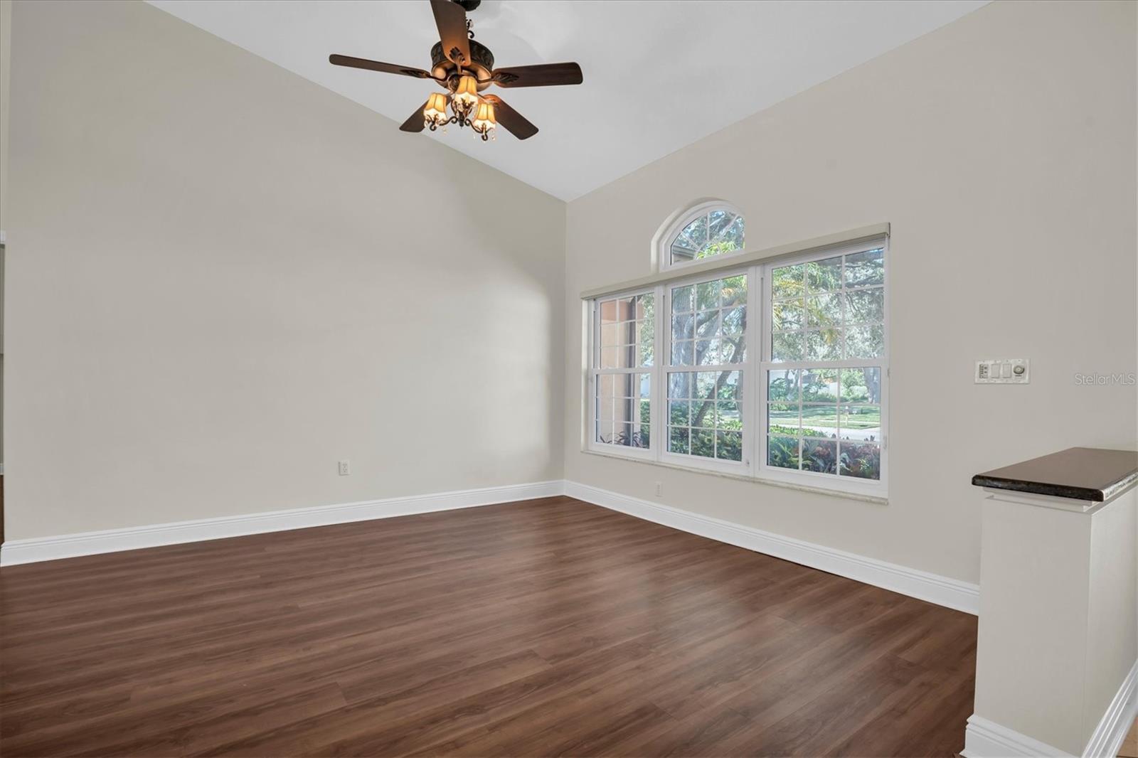 GLENBROOK WEST - Residential