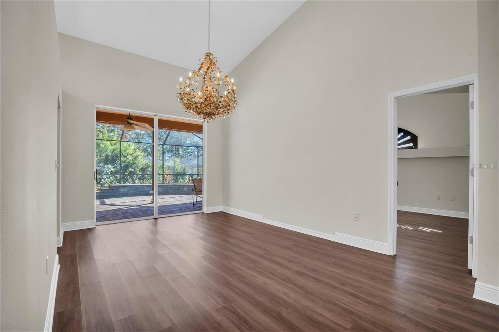 GLENBROOK WEST - Residential