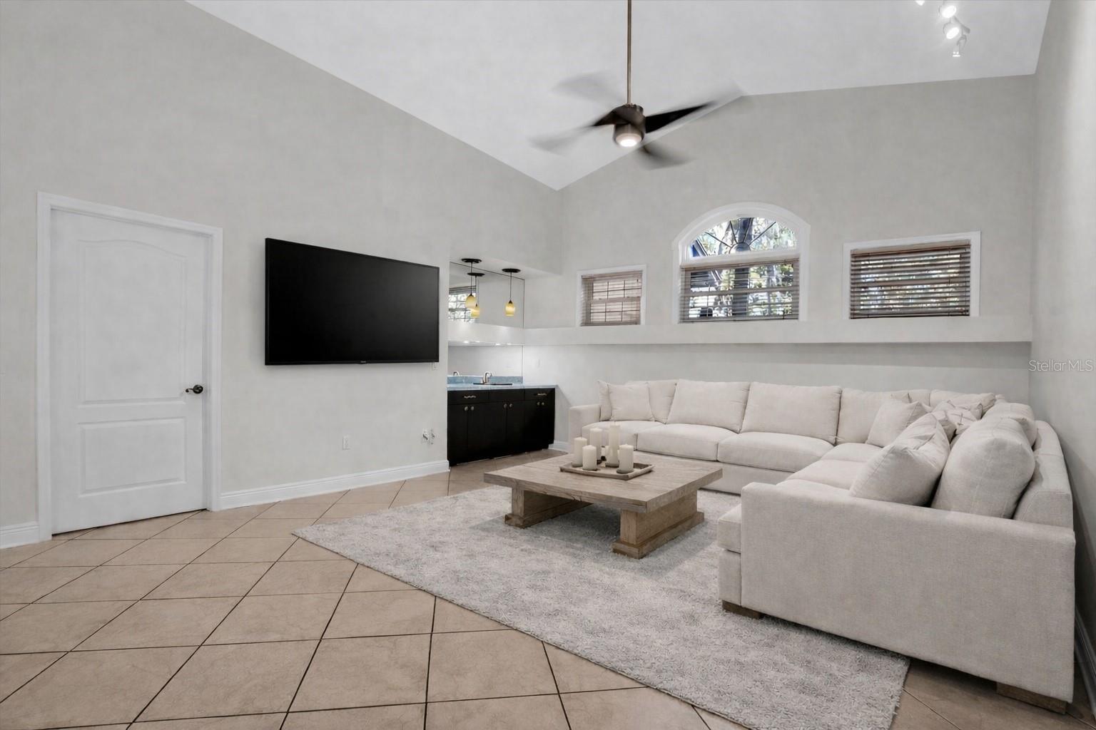 GLENBROOK WEST - Residential