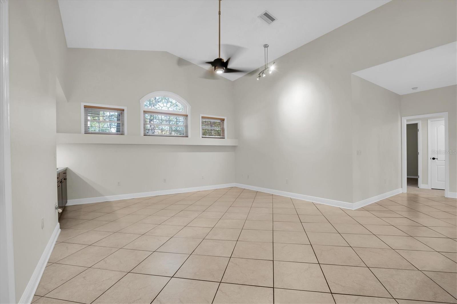 GLENBROOK WEST - Residential