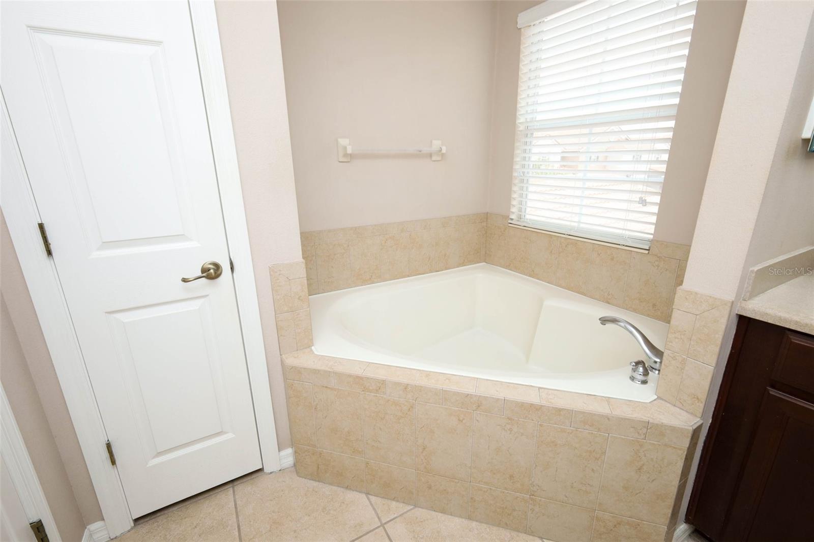 TERRACINA AT LAKE FOREST SECOND AMD - Residential
