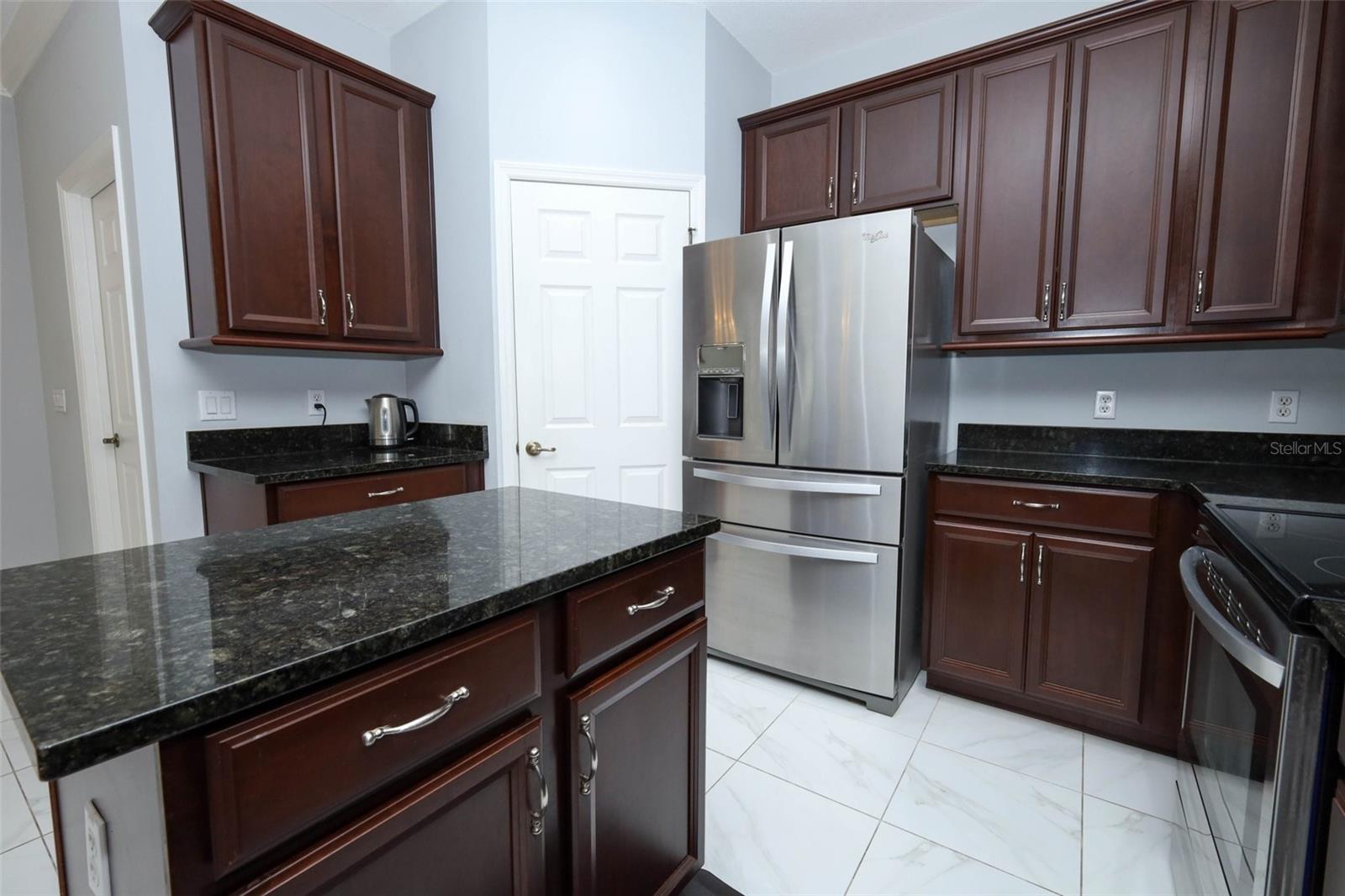 TERRACINA AT LAKE FOREST SECOND AMD - Residential