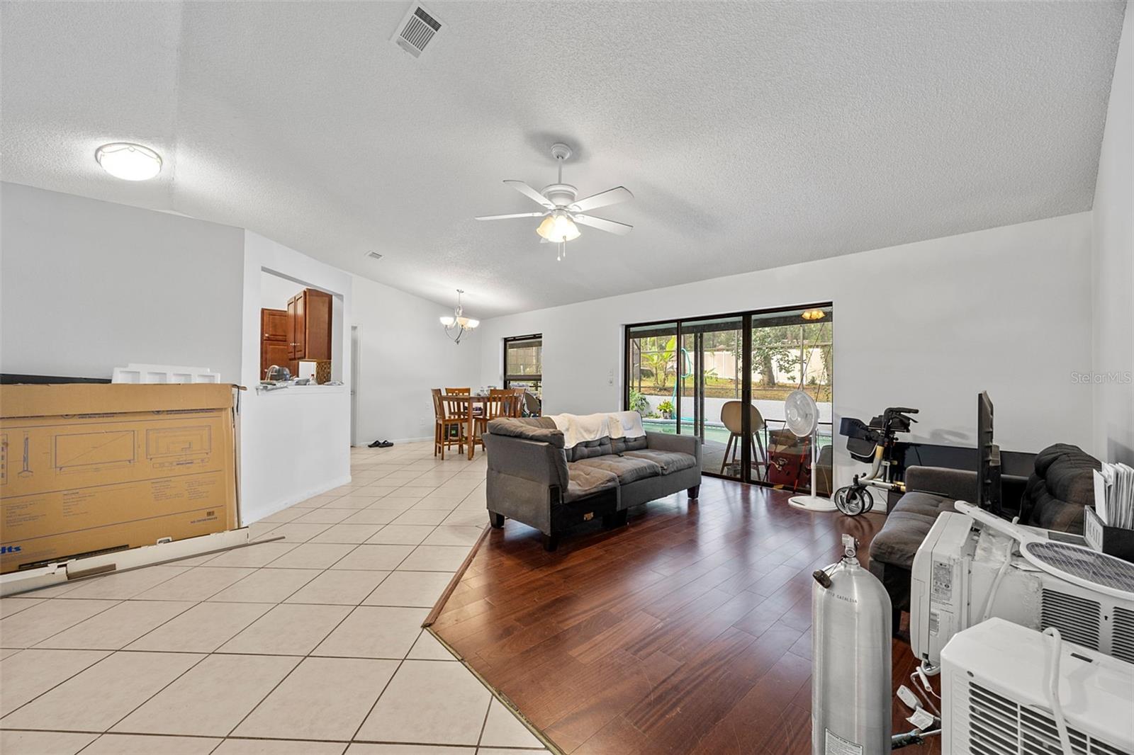 5385 AEOLUS WAY
