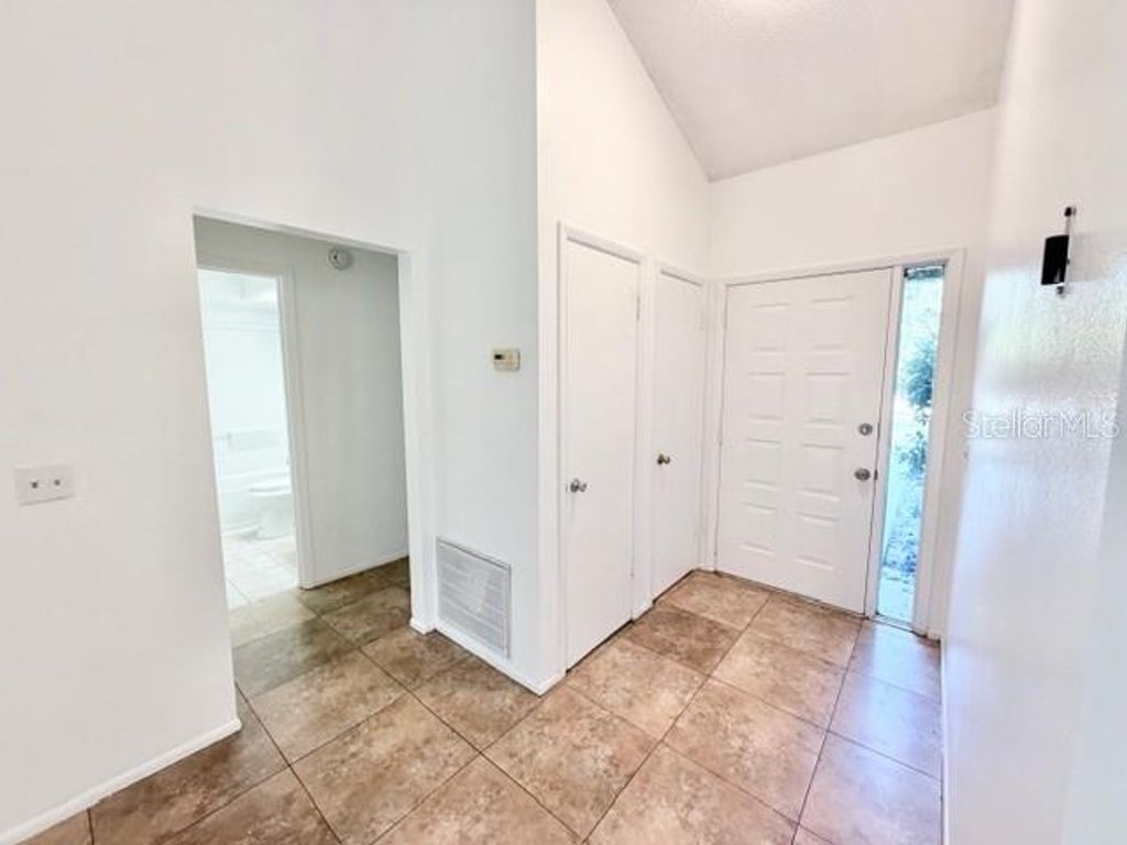 Photo of 1020 Ward Circle, Oviedo, FL 32765 (MLS # O6379996)
