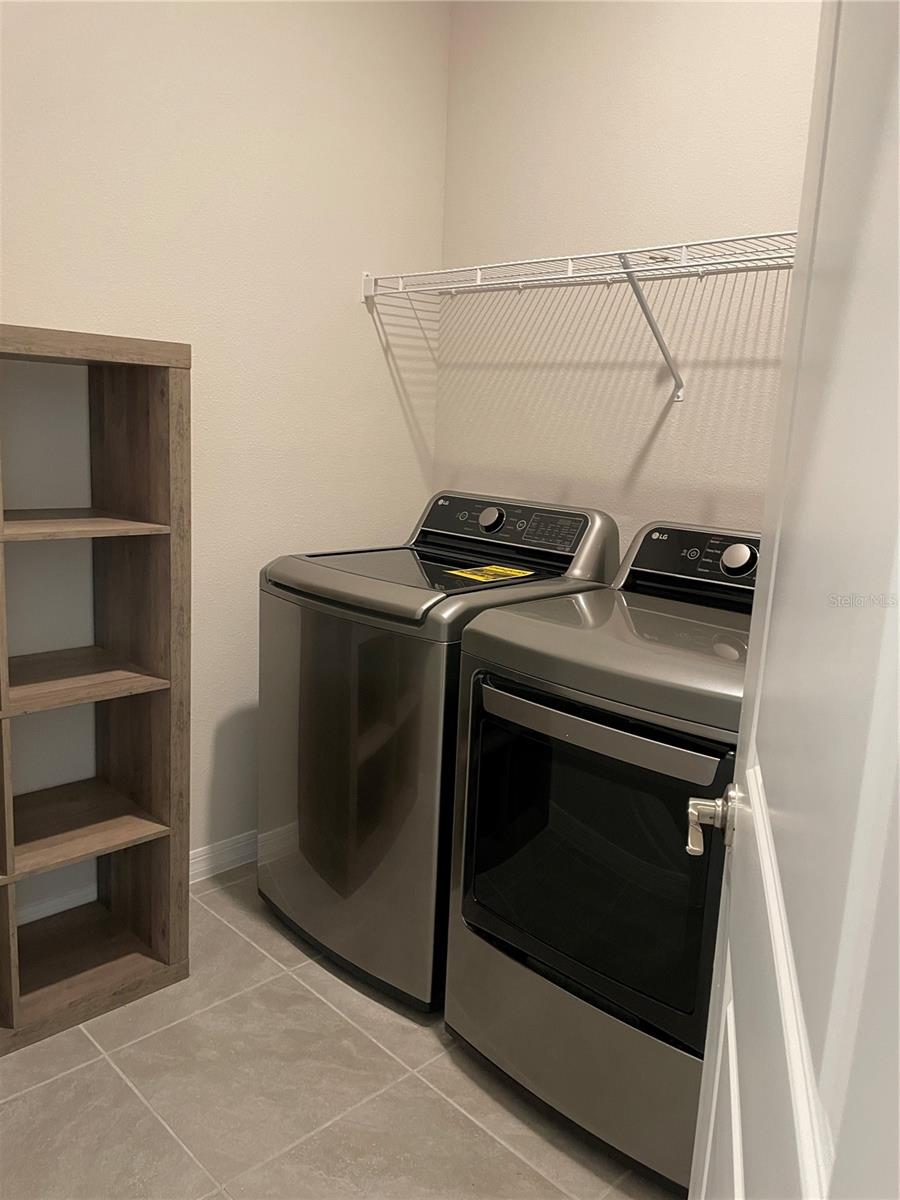 STAR FARMS - Residential Lease