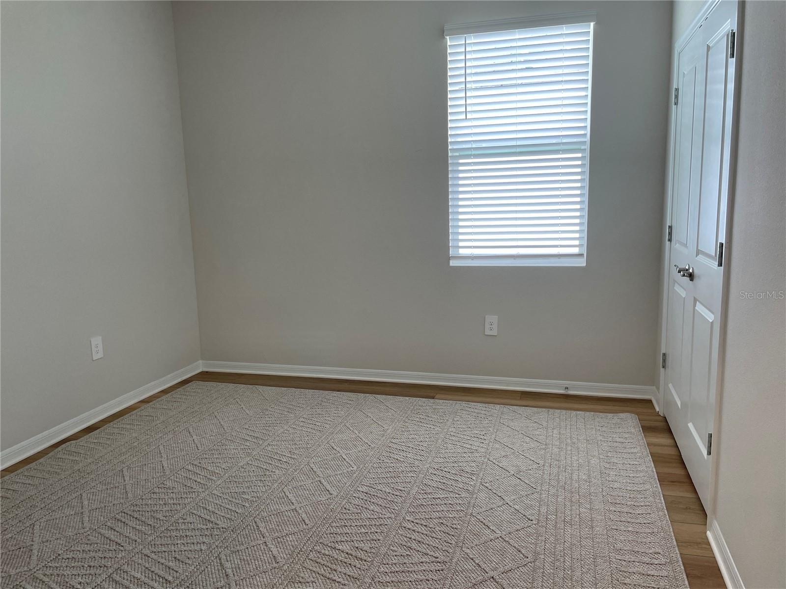 STAR FARMS - Residential Lease