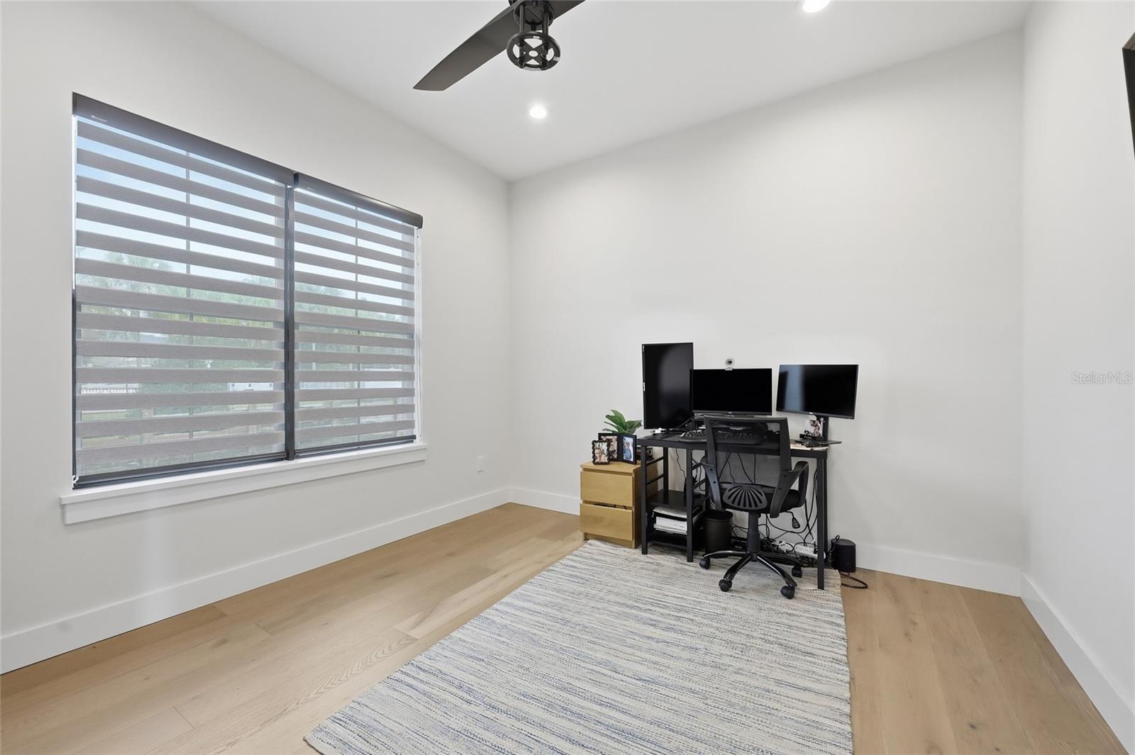 OAKLAND HILLS - Residential