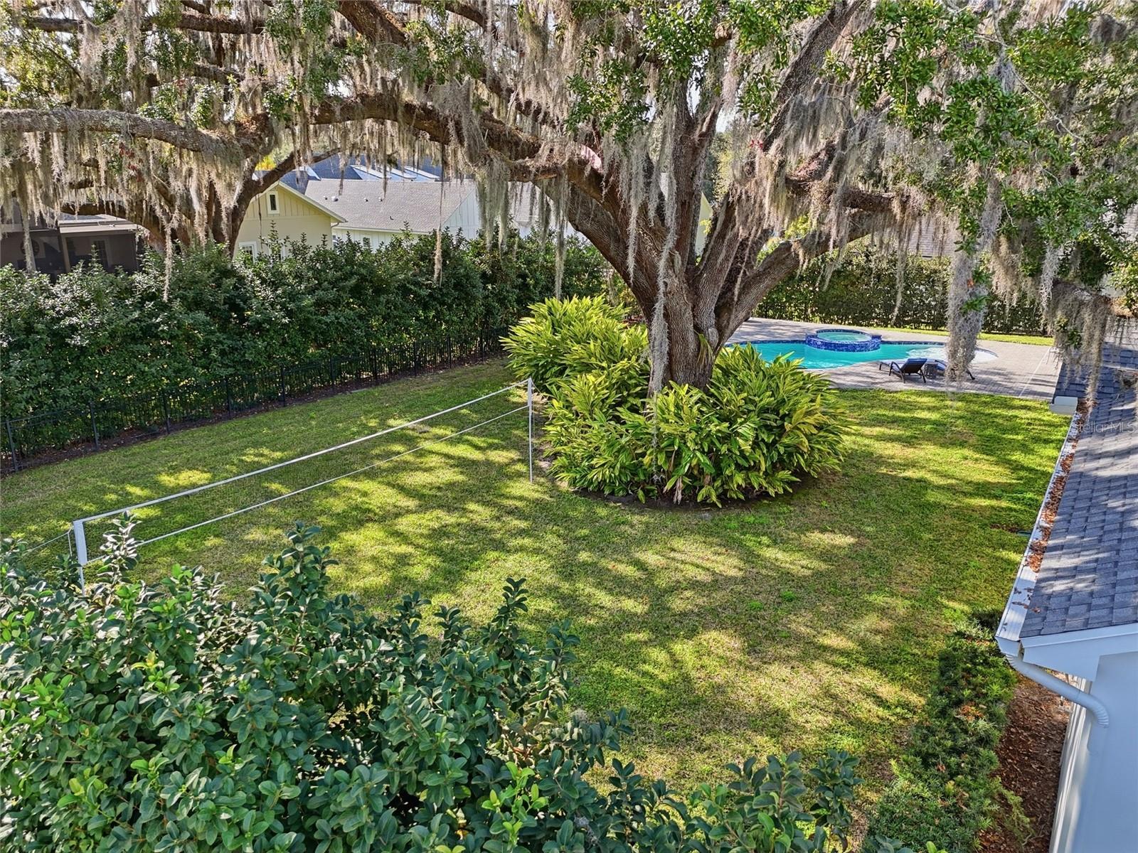 OAKLAND HILLS - Residential