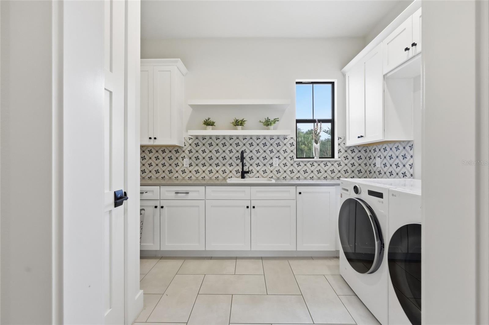 OAKLAND HILLS - Residential