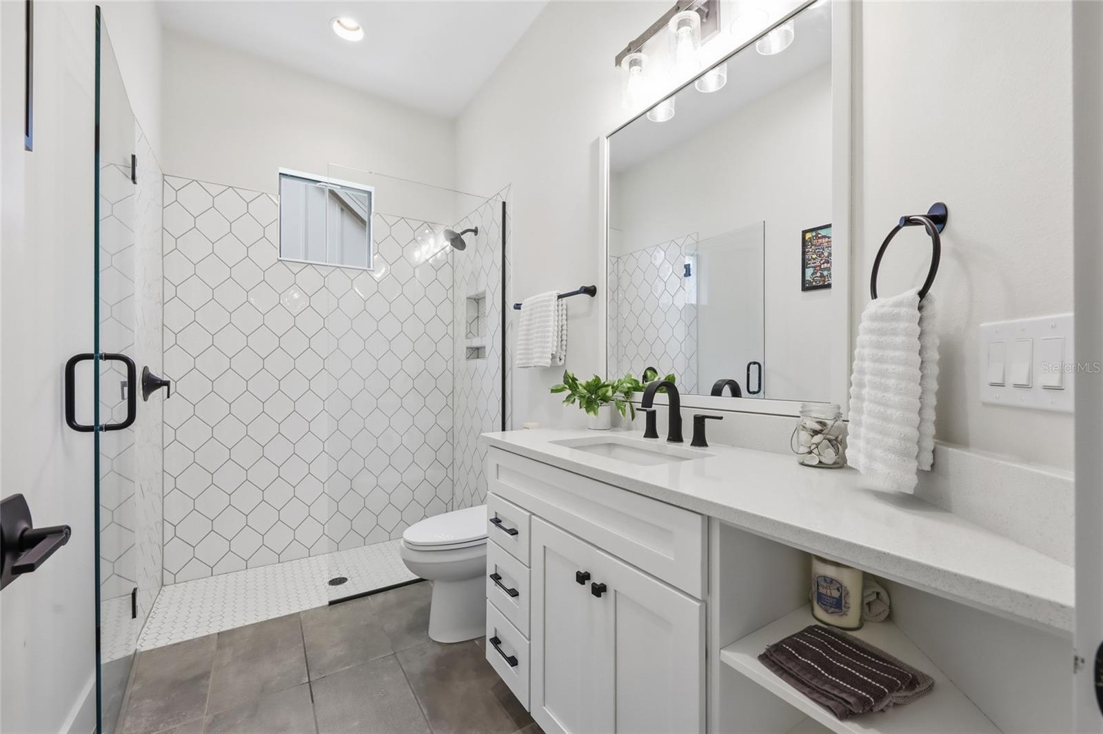 OAKLAND HILLS - Residential