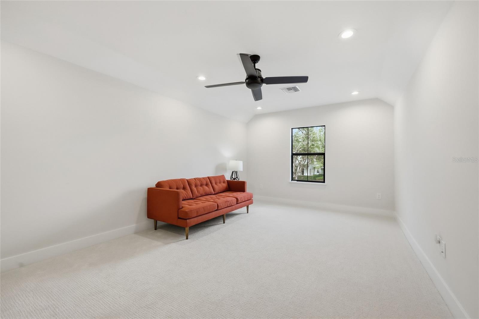 OAKLAND HILLS - Residential