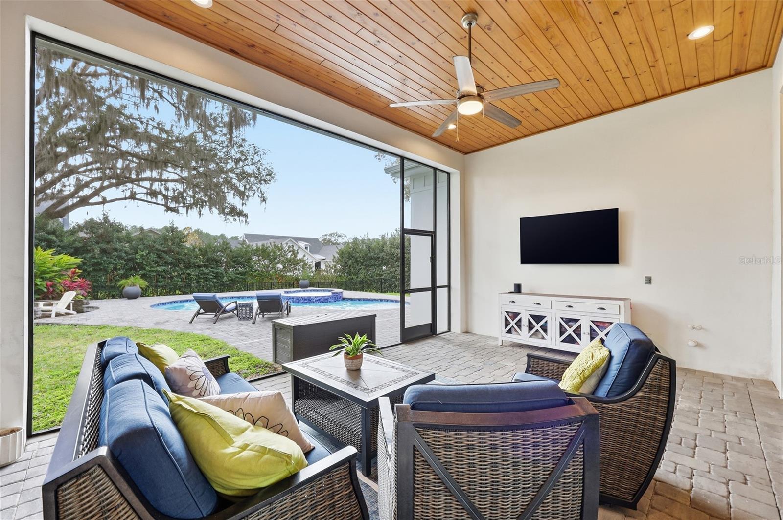 OAKLAND HILLS - Residential