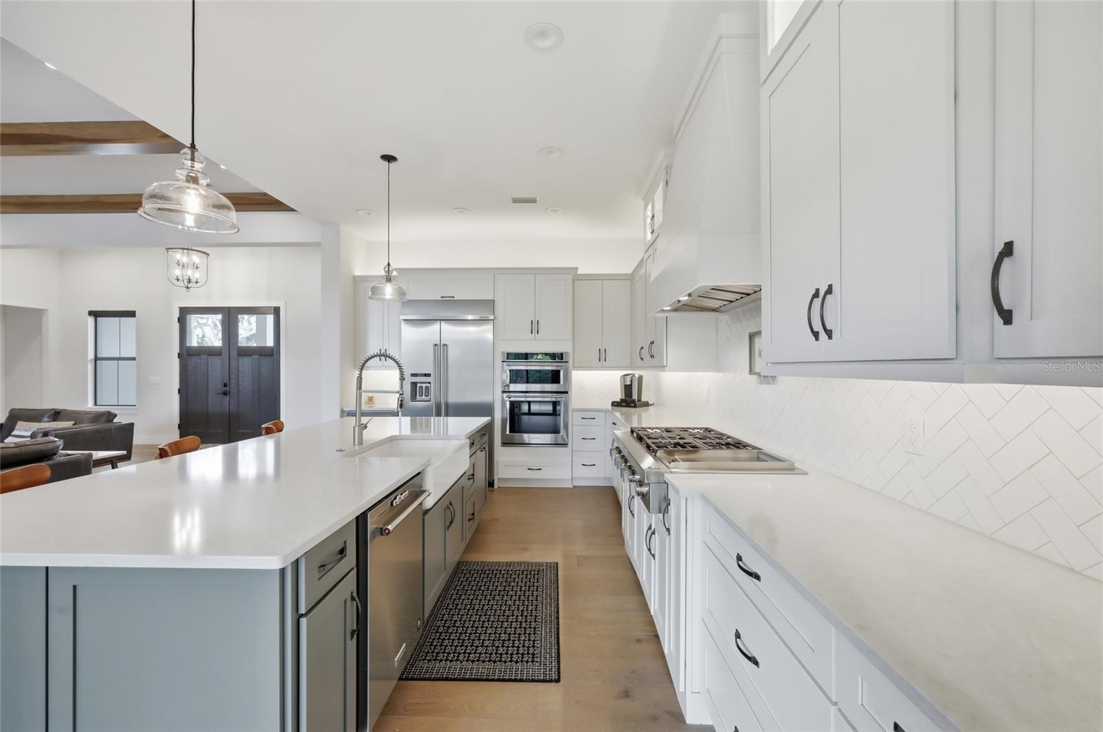 OAKLAND HILLS - Residential