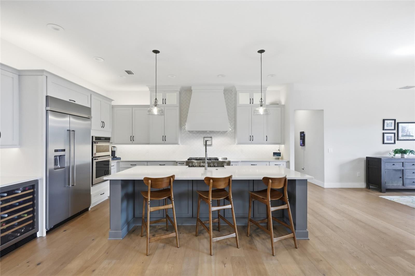 OAKLAND HILLS - Residential