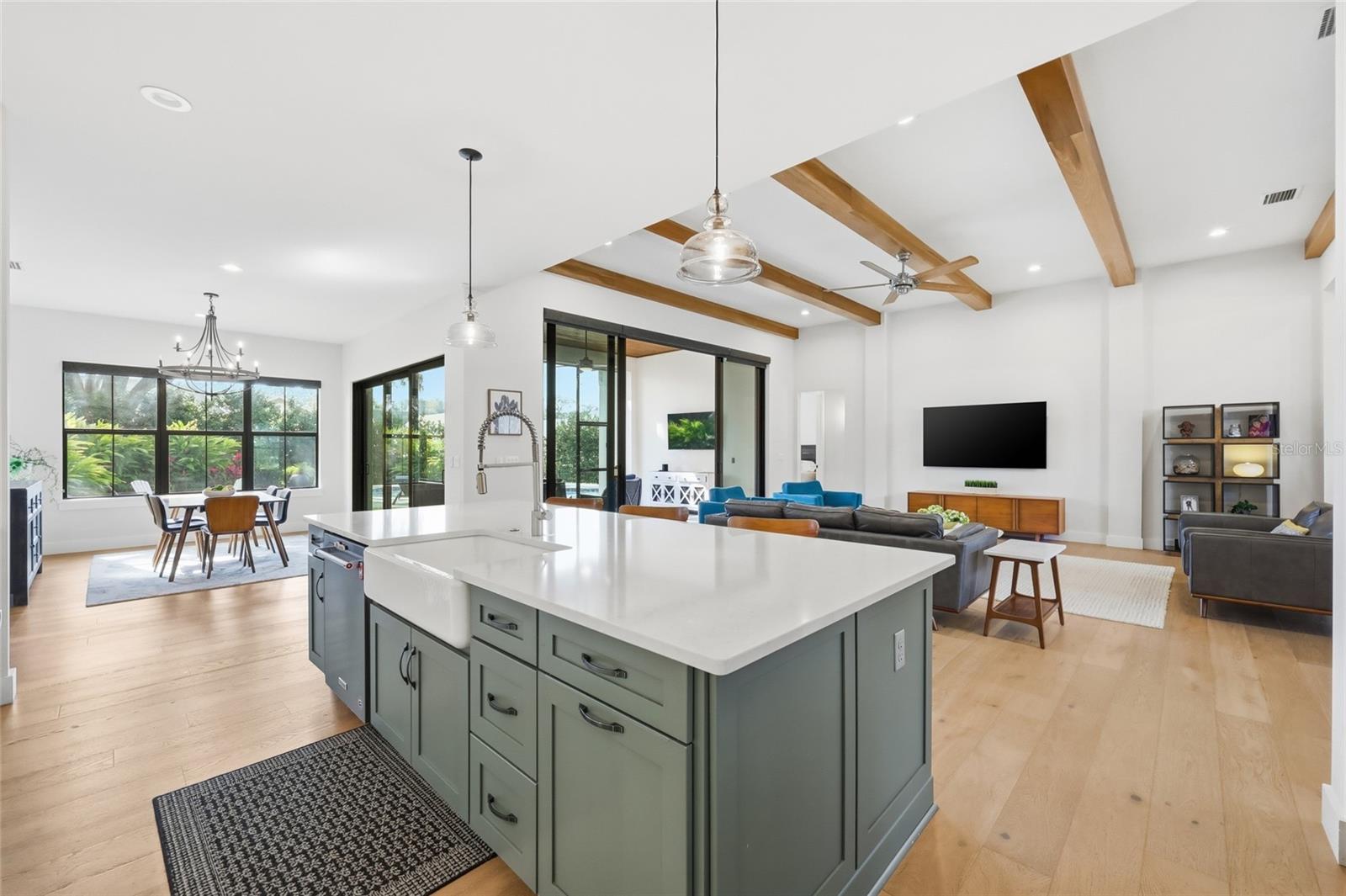 OAKLAND HILLS - Residential