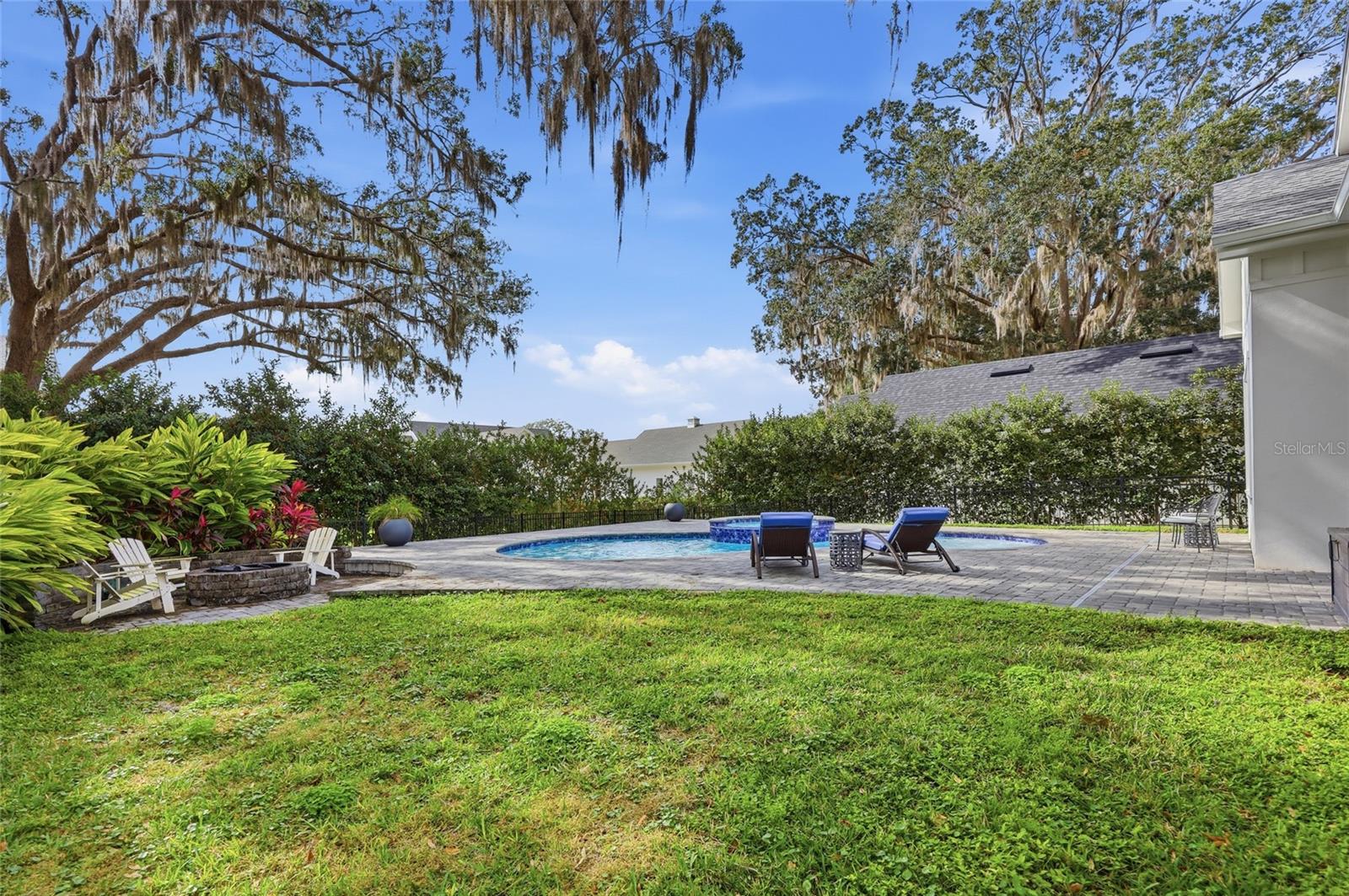 OAKLAND HILLS - Residential