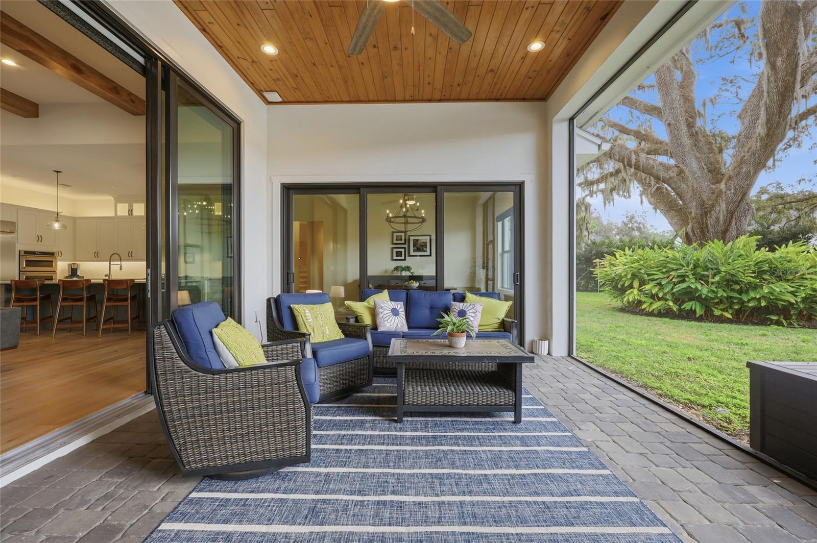 OAKLAND HILLS - Residential