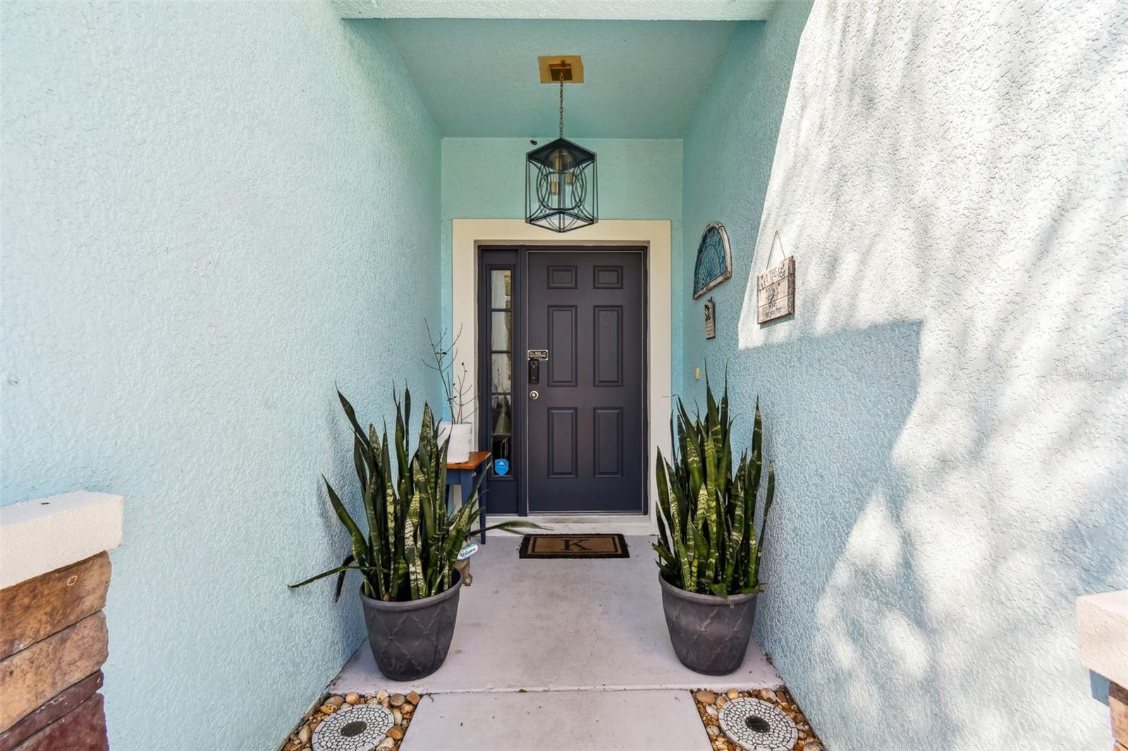 1110 LAUREN MANOR LOOP