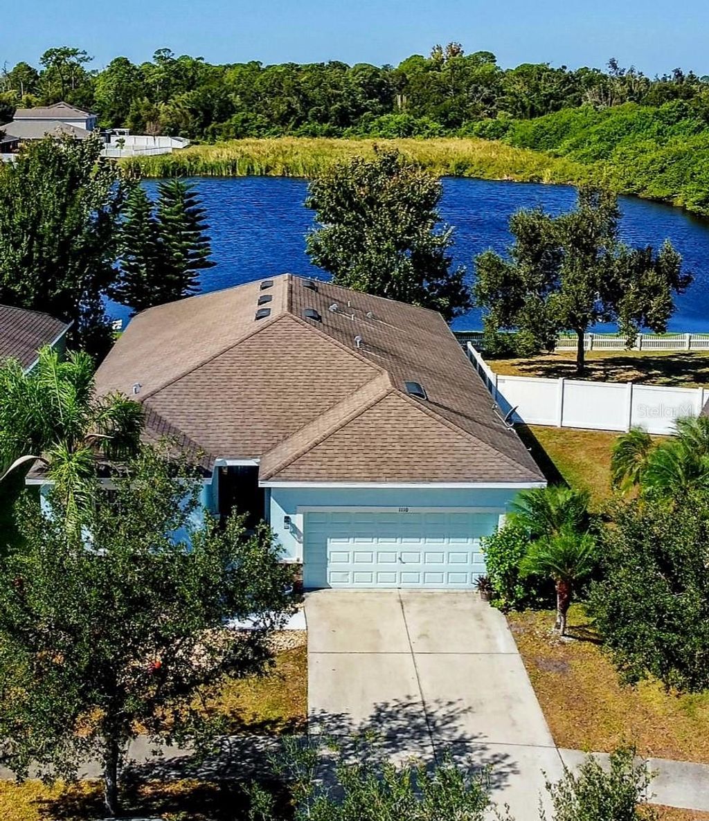 Photo of 1110 Lauren Manor Loop, Ruskin, FL 33570 (MLS # TB8443754)