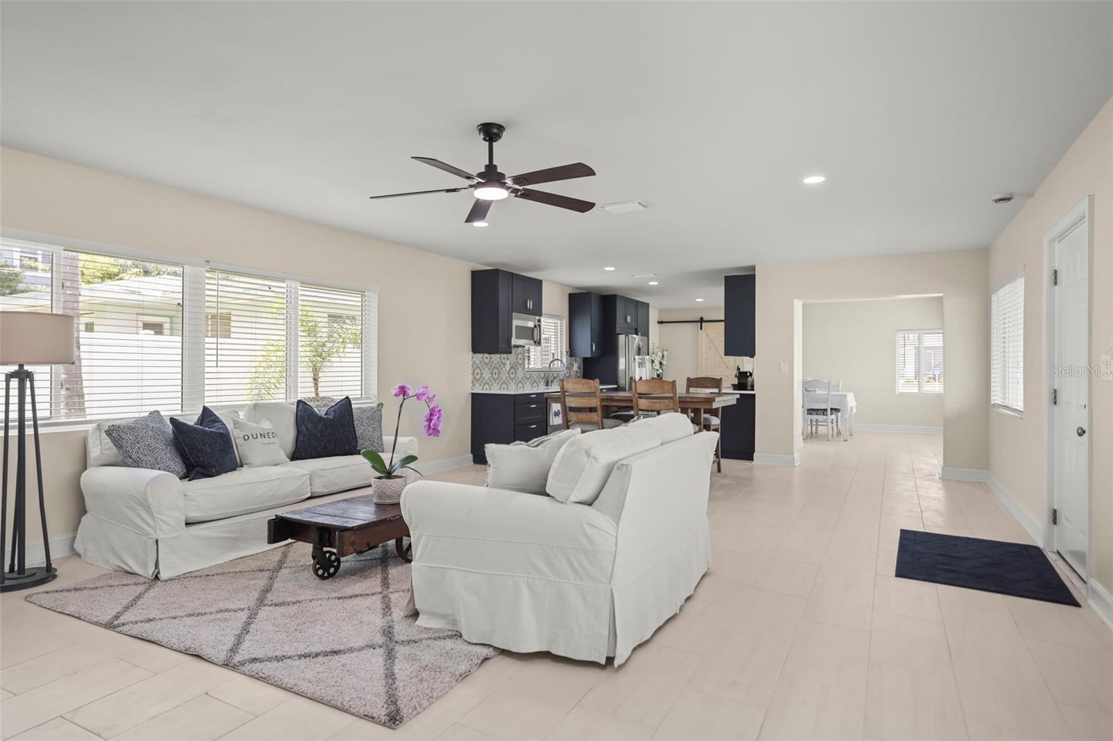 1794 SANTA BARBARA DR