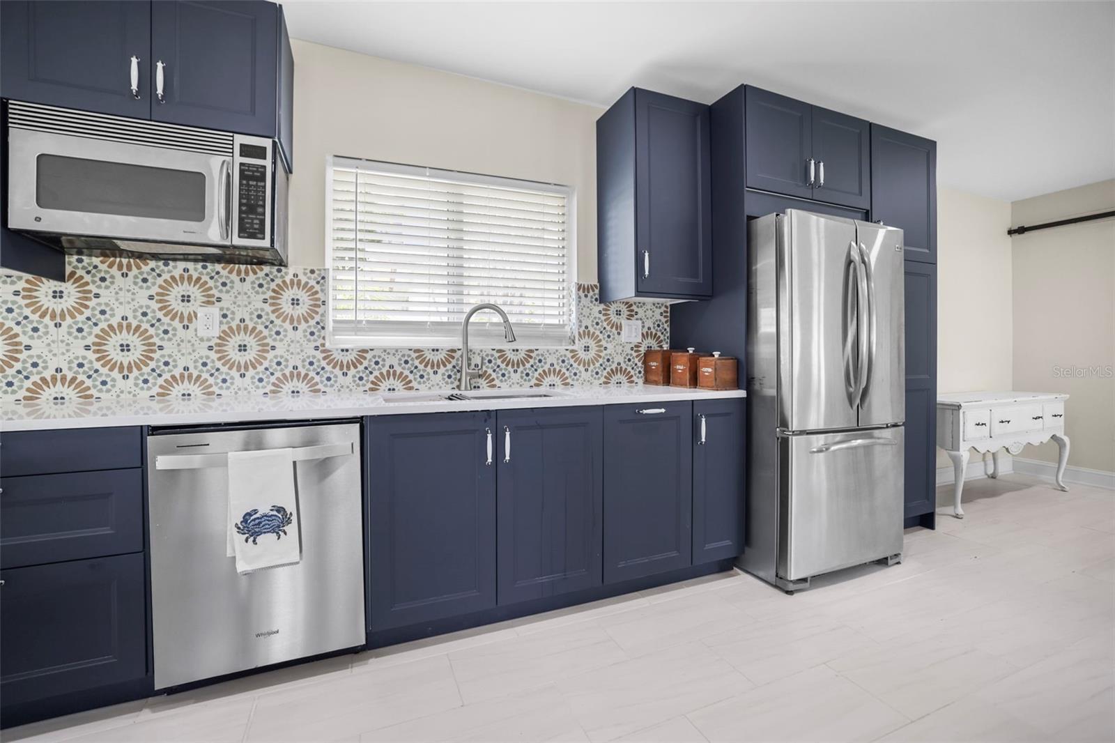 1794 SANTA BARBARA DR