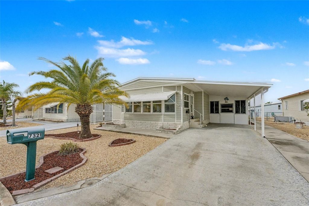 Photo of 7321 Grand Pine Drive, Hudson, FL 34667 (MLS # W7881288)