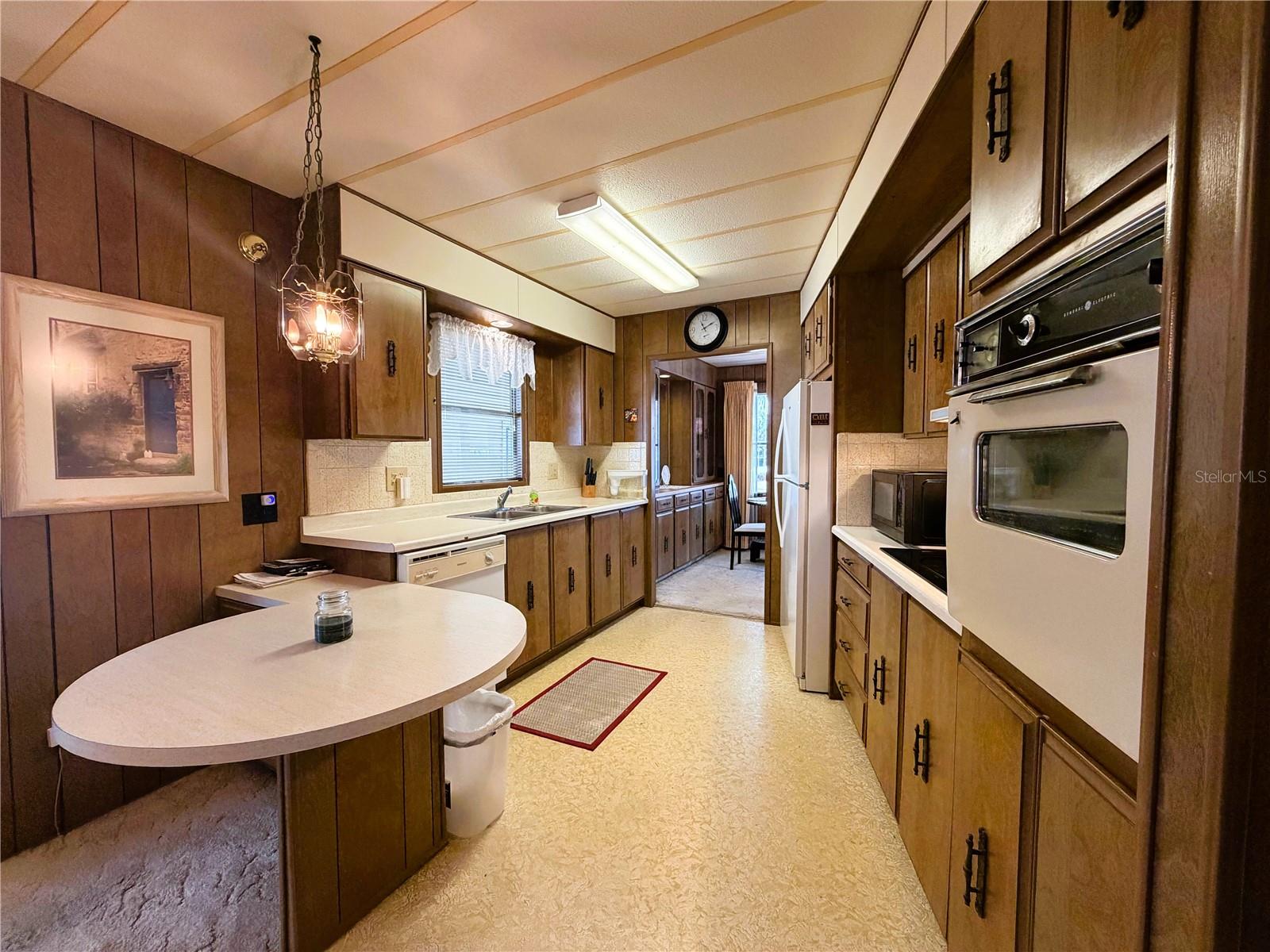 HAWTHORNE AT LEESBURG A COOP - Residential