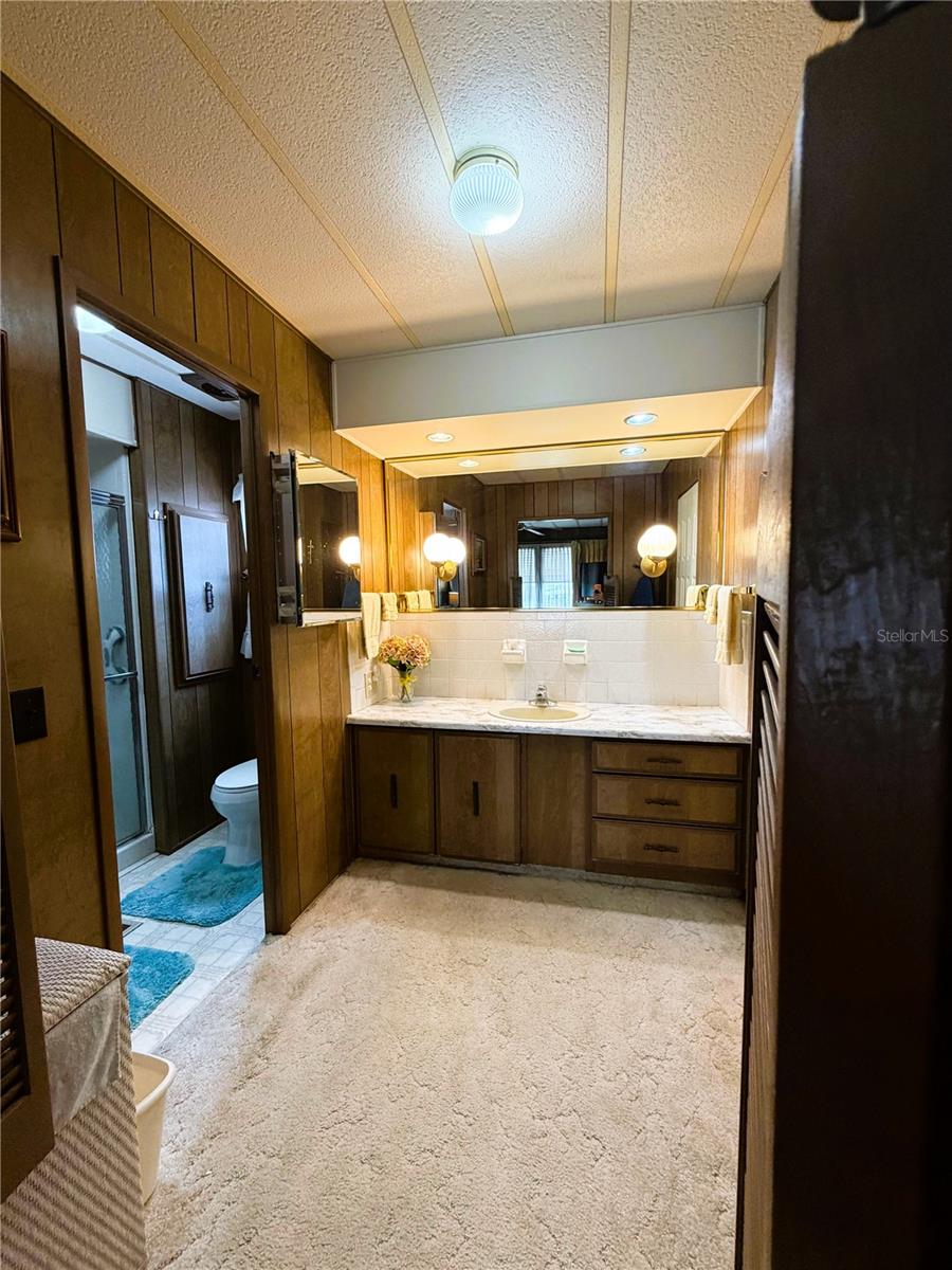 HAWTHORNE AT LEESBURG A COOP - Residential