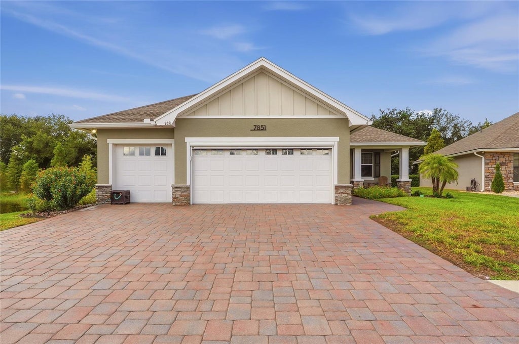 Photo of 7851 Lake James Boulevard, Lakeland, FL 33810 (MLS # L4964957)